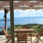 Вилла Kornati Ткон